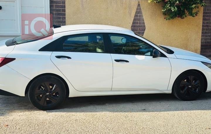 هیوندای ئەلەنترا